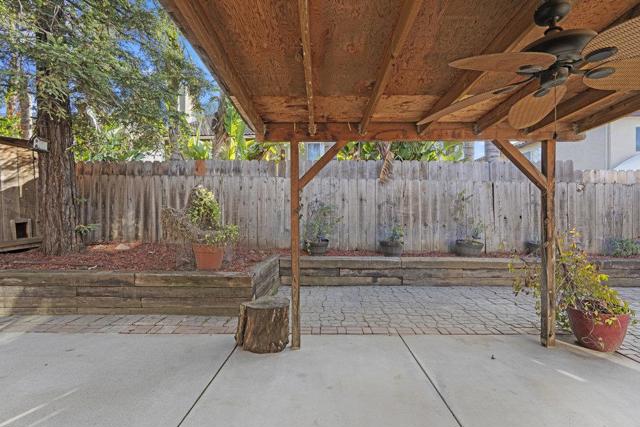 1511 Las Brisas Drive, Hollister CA: https://media.crmls.org/mediaz/ce3db16f-de09-4c98-a67a-2612c39f3831.jpg