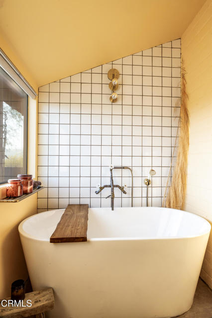 Detail Gallery Image 17 of 47 For 9427 T Circle Dr, Morongo Valley,  CA 92256 - 3 Beds | 2 Baths
