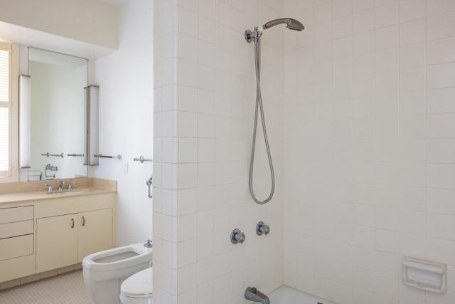 2416 Bay View Avenue, Carmel CA: https://media.crmls.org/mediaz/ce3fceb2-7a8e-4743-976f-60e868507063.jpg