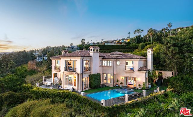 Details for 1260 St Ives Place, Los Angeles, CA 90069