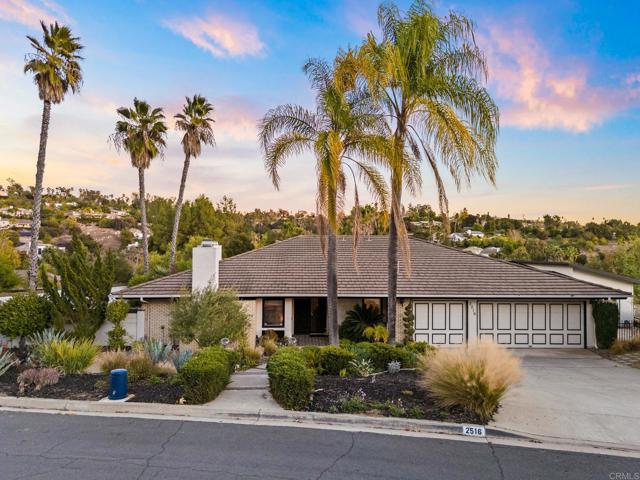 Detail Gallery Image 1 of 42 For 2516 Shamrock Way, Escondido,  CA 92025 - 4 Beds | 3 Baths