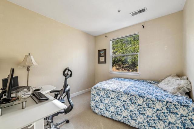 36 Pointe View Place, South San Francisco CA: https://media.crmls.org/mediaz/ce45531f-9ef9-407f-adcd-ffc16998aa46.jpg
