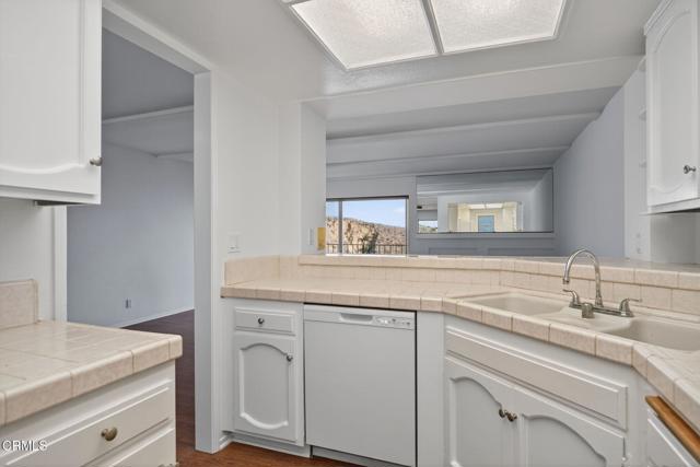 Detail Gallery Image 20 of 55 For 925 Vallecito Dr, Ventura,  CA 93001 - 2 Beds | 2/1 Baths