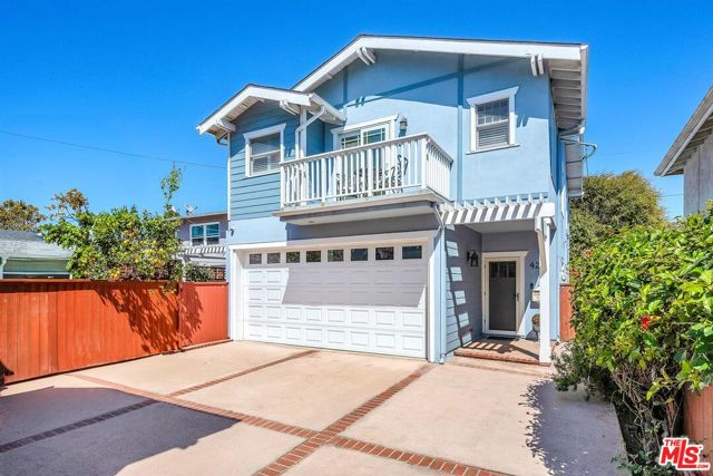 420 Broadway, Redondo Beach, California 90277, 4 Bedrooms Bedrooms, ,2 BathroomsBathrooms,Residential,Sold,Broadway,25532059