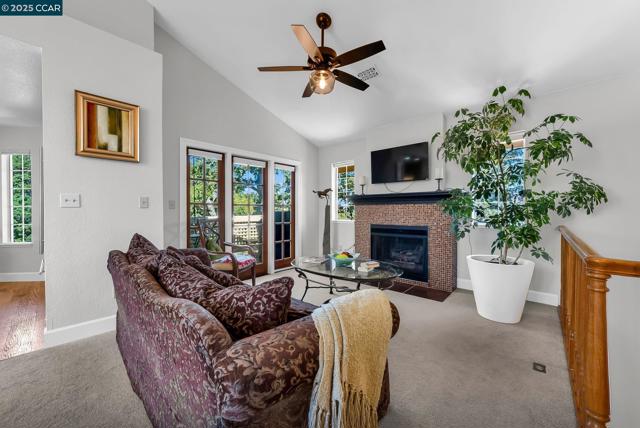 1618 Brush Creek Place, Danville CA: https://media.crmls.org/mediaz/ce47c994-9ec1-4eae-b4ab-a54beab21126.jpg