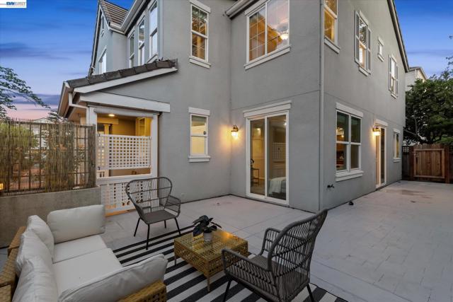 5880 Hillbrook Pl, Dublin CA: https://media.crmls.org/mediaz/ce482d33-8832-4965-917a-5628bf79cc69.jpg