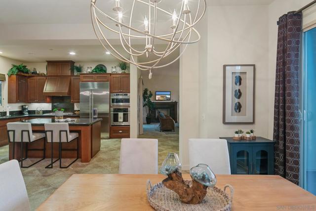 674 Caylpso Pl, Encinitas CA: https://media.crmls.org/mediaz/ce498bba-b5d8-4596-b6a0-cf071e5e4fa6.jpg