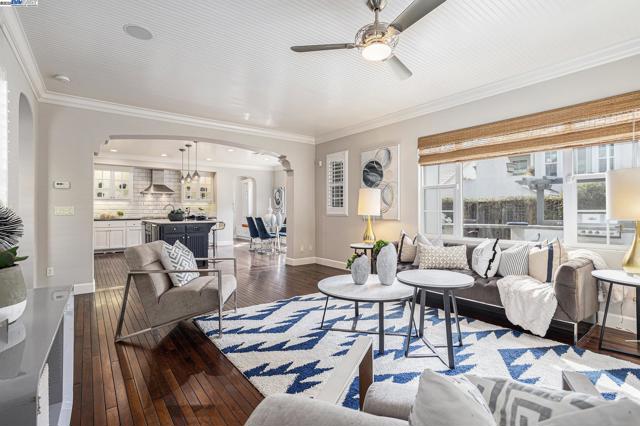 1049 S WEDGEWOOD DR, San Ramon CA: https://media.crmls.org/mediaz/ce4ae253-b274-429f-ade9-6ac24fe680fc.jpg