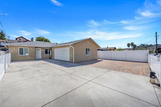 619 Dorothy St, El Cajon CA: https://media.crmls.org/mediaz/ce4b15aa-bea5-4269-a865-add81b9ba517.jpg