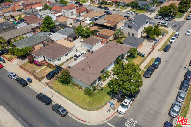 1513 Hendricks Avenue, Los Angeles CA: https://media.crmls.org/mediaz/ce4c5fc2-3bac-4e0b-8e2a-98102bf3ab3e.jpg