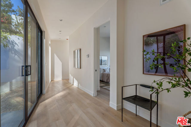 4691 Glenalbyn Drive, Los Angeles CA: https://media.crmls.org/mediaz/ce4cdf9a-95b8-4256-845f-7cabc0ad8f02.jpg