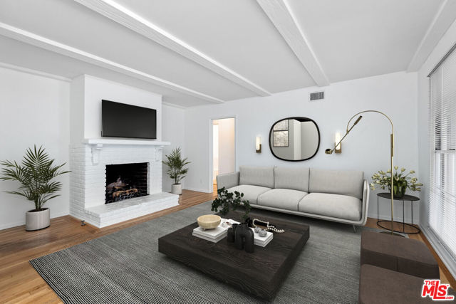 22021 Celes Street photo 2