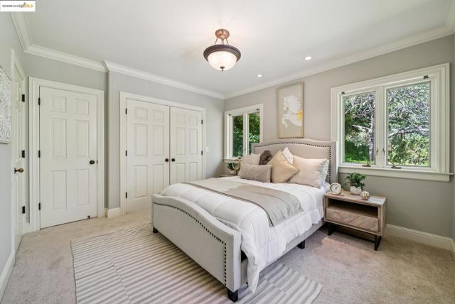 9 Burton Vista Ct, Lafayette CA: https://media.crmls.org/mediaz/ce4d27a5-db57-4692-a6fb-121d94b7c5fa.jpg