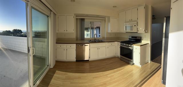 Detail Gallery Image 6 of 20 For 6815 Zinnia Ct, Carlsbad,  CA 92011 - 2 Beds | 2 Baths