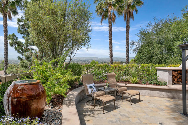 13101 Thomasville Court, Moorpark CA: https://media.crmls.org/mediaz/ce4ff6a9-8cfe-48e1-abfd-cdfaf41a6a81.jpg