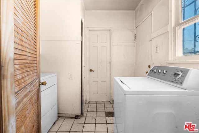 5981 Pickford Street, Los Angeles CA: https://media.crmls.org/mediaz/ce50a916-1ba8-4ae7-bdeb-57de35389618.jpg
