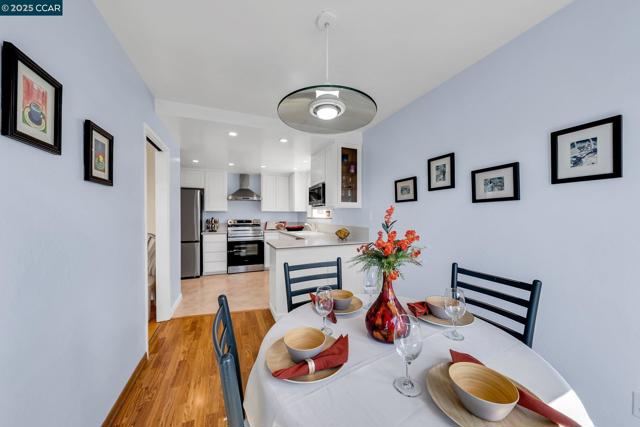 1310 Lewis Ln, Pinole CA: https://media.crmls.org/mediaz/ce50cc4f-6620-4610-926e-fa462b462b2a.jpg