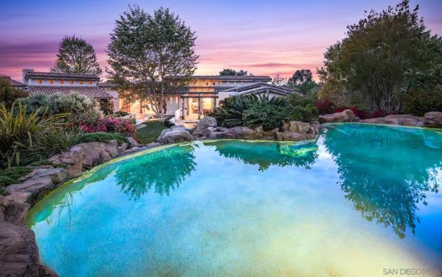 6884 El Camino Del Norte, Rancho Santa Fe CA: https://media.crmls.org/mediaz/ce50de30-c095-4e45-9490-0b3ff930dde4.jpg