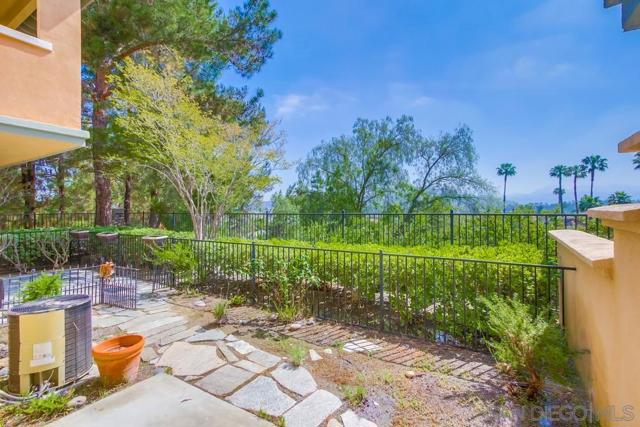 12079 Tivoli Park Row, San Diego CA: https://media.crmls.org/mediaz/ce530c14-4429-4217-9df7-537664b7f774.jpg