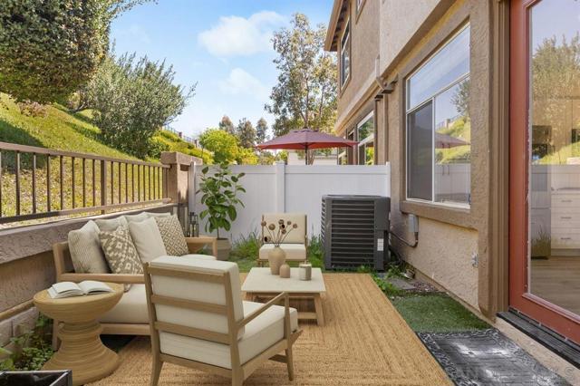 12530 Heatherton Ct, San Diego CA: https://media.crmls.org/mediaz/ce543579-25ec-4e65-a924-37600616c251.jpg