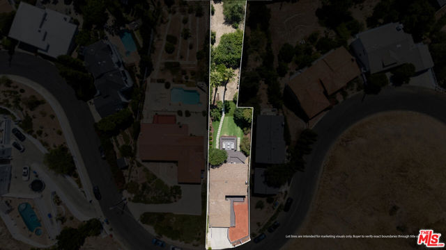 4990 Llano Drive, Woodland Hills CA: https://media.crmls.org/mediaz/ce54c6f6-7f03-4f42-88cc-b1035cad790c.jpg
