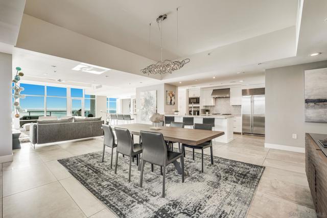1262 Kettner Blvd, San Diego CA: https://media.crmls.org/mediaz/ce54de74-d7fd-40aa-8e18-41d069c5635d.jpg