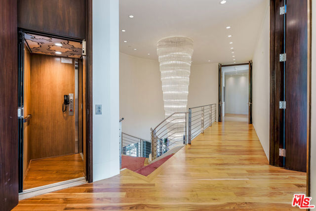 Drew Fenton | 1111 Bel Air Place Los Angeles CA | MLS: 7030148