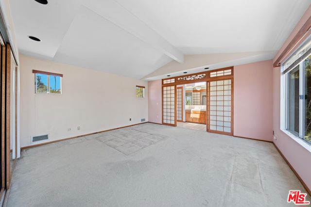 3512 Inglewood Boulevard, Los Angeles CA: https://media.crmls.org/mediaz/ce555c66-0898-44d4-b125-bac51c4acaac.jpg