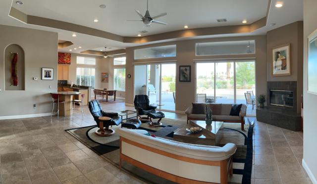 81650 Tiburon Drive, La Quinta CA: https://media.crmls.org/mediaz/ce562326-848c-477f-bc00-72b9c641b7bf.jpg