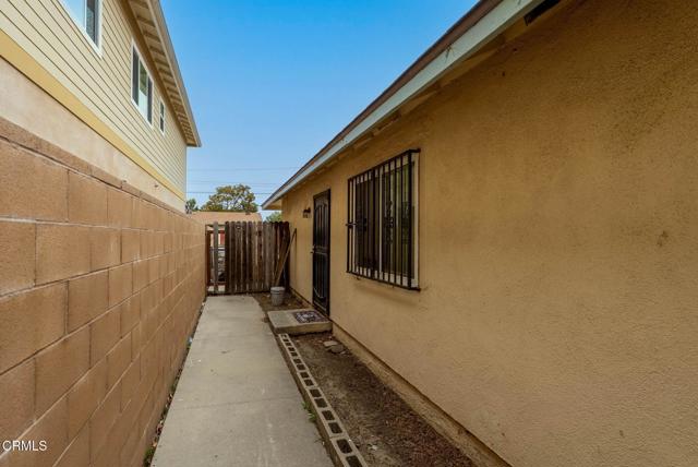 4834 4836 Terrace Avenue, Oxnard CA: https://media.crmls.org/mediaz/ce5628c8-1364-4e10-92bd-ef973739d451.jpg