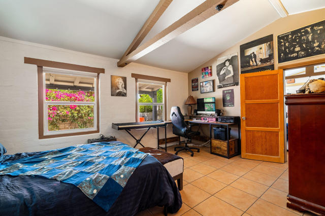 689 E Camino Parocela, Palm Springs CA: https://media.crmls.org/mediaz/ce568293-bfe1-49d3-89e7-b9c2b2a84ae6.jpg