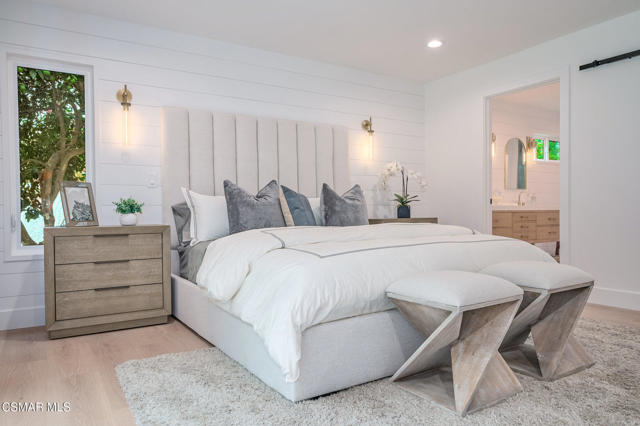 674 Lautrec Court, Thousand Oaks CA: https://media.crmls.org/mediaz/ce5737b0-bb24-4d65-a92d-6aa81411ee92.jpg