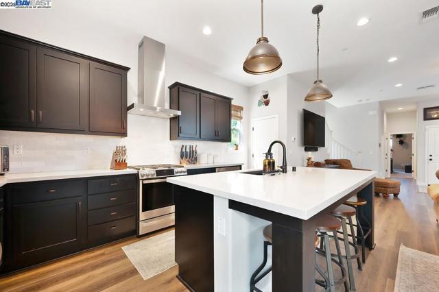 7544 Twin Bridges Ln, Citrus Heights CA: https://media.crmls.org/mediaz/ce57437d-0c1e-4e4d-bf8f-bb8f37a6df24.jpg
