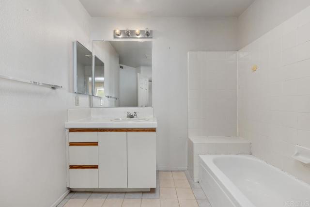 Detail Gallery Image 8 of 38 For 4849 Flying  Cloud Way, Carlsbad,  CA 92008 - 2 Beds | 2 Baths