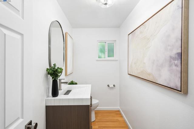 7299 Elba Ct, Dublin CA: https://media.crmls.org/mediaz/ce5943a3-ae56-4dc5-ba80-82d680579fbe.jpg