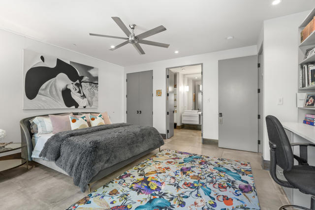 427 N Avenida Caballeros, Palm Springs CA: https://media.crmls.org/mediaz/ce596861-f761-424e-a822-aba205f1c5cf.jpg