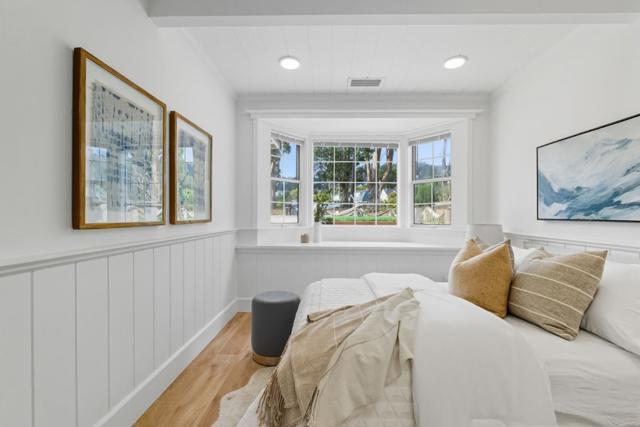 330 Avenue Cabrillo, El Granada CA: https://media.crmls.org/mediaz/ce59a1eb-e5f9-4765-9376-5ce66701720f.jpg