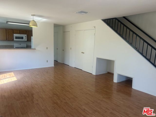 8515 Saturn Street, Los Angeles CA: https://media.crmls.org/mediaz/ce59c73f-20cd-46ed-8639-d22a2920edd2.jpg