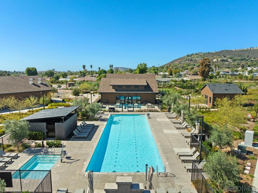 MLS #250042612SD image #58