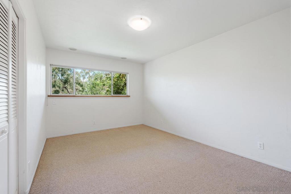 1250 Myrtle Ave - photo 20