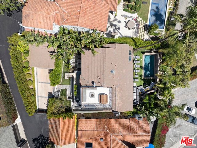 1472 N Kings Road, West Hollywood CA: https://media.crmls.org/mediaz/ce5b9266-a38f-4cd0-896b-629af532ee5e.jpg