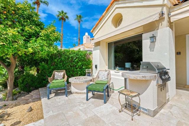 55649 Pinehurst, La Quinta CA: https://media.crmls.org/mediaz/ce5bb1a3-5a55-4ffb-bce3-f8fee56a4f41.jpg