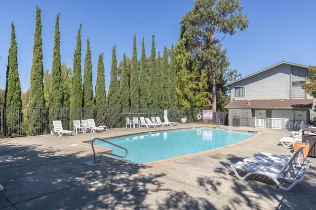 900 Cambridge Drive, Benicia CA: https://media.crmls.org/mediaz/ce5c71fd-4fc9-4291-9b79-ce3531b67dc3.jpg