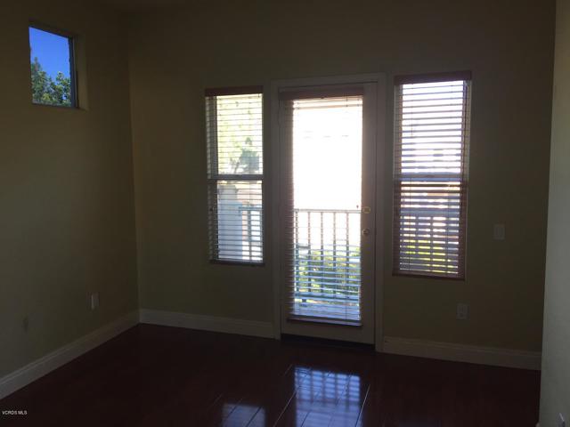 Detail Gallery Image 11 of 17 For 3808 Sunsetridge Rd, Moorpark,  CA 93021 - 4 Beds | 3 Baths