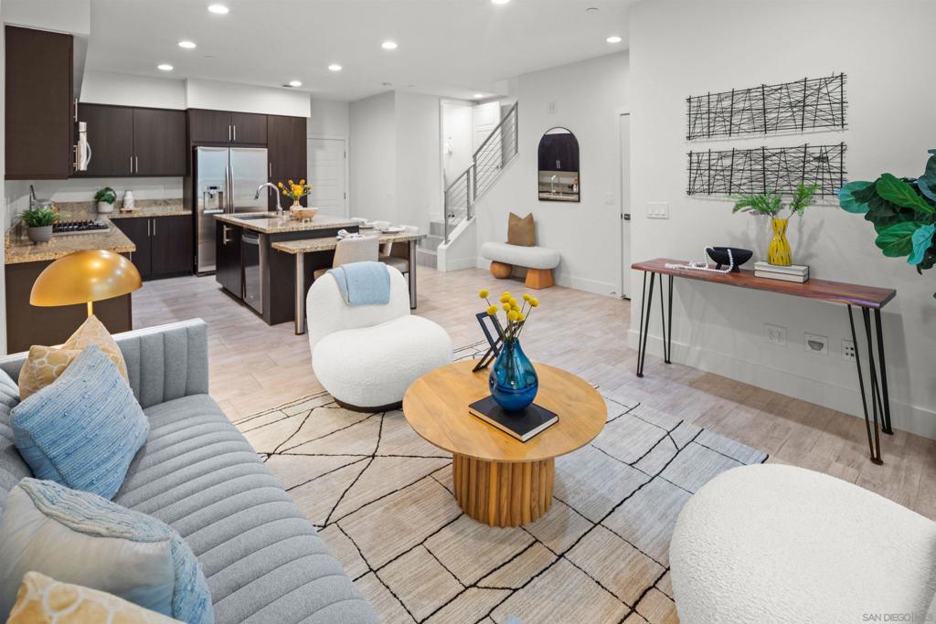 2432 Aperture Cir