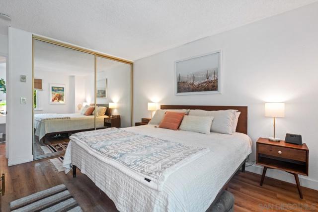 8150 Lemon Ave, La Mesa CA: https://media.crmls.org/mediaz/ce5d879d-f091-4846-a529-0b5a4765d30d.jpg