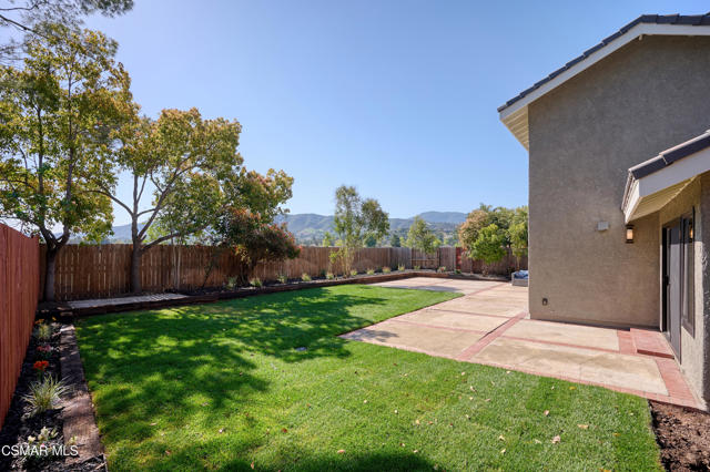574 Nicole Drive, Newbury Park CA: https://media.crmls.org/mediaz/ce5d9834-e995-40bd-aa7f-35357b01a971.jpg