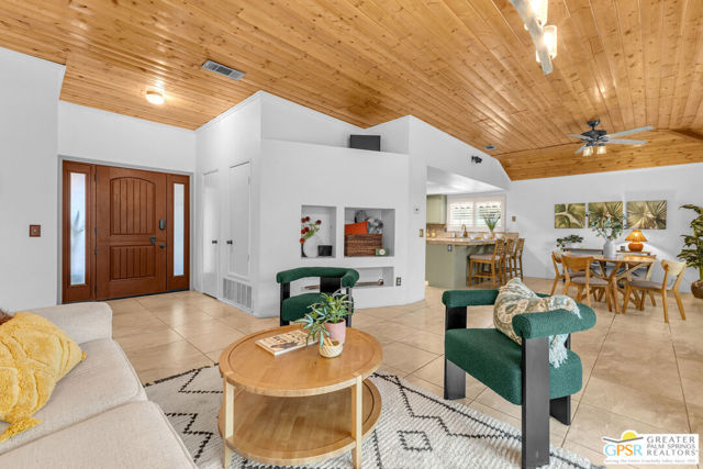 1425 East Luna Way, Palm Springs