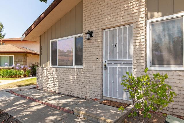 9838 MISSION VEGA DR, Santee CA: https://media.crmls.org/mediaz/ce5df049-6e25-4eca-8d2a-2b95bdb07a7e.jpg