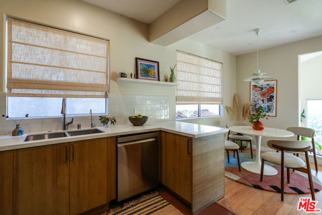 Image 18 of 46 For 628 Etta Street